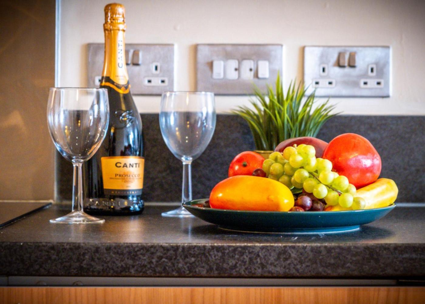 Chinatown - One Bed - Balcony - Secure Parking - Fast Wifi - Birmingham City Centre - 49A Exterior foto